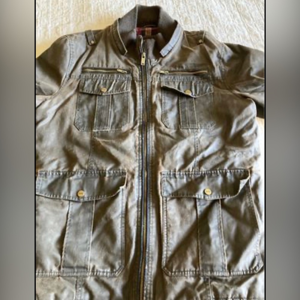 Jacket guess size xl